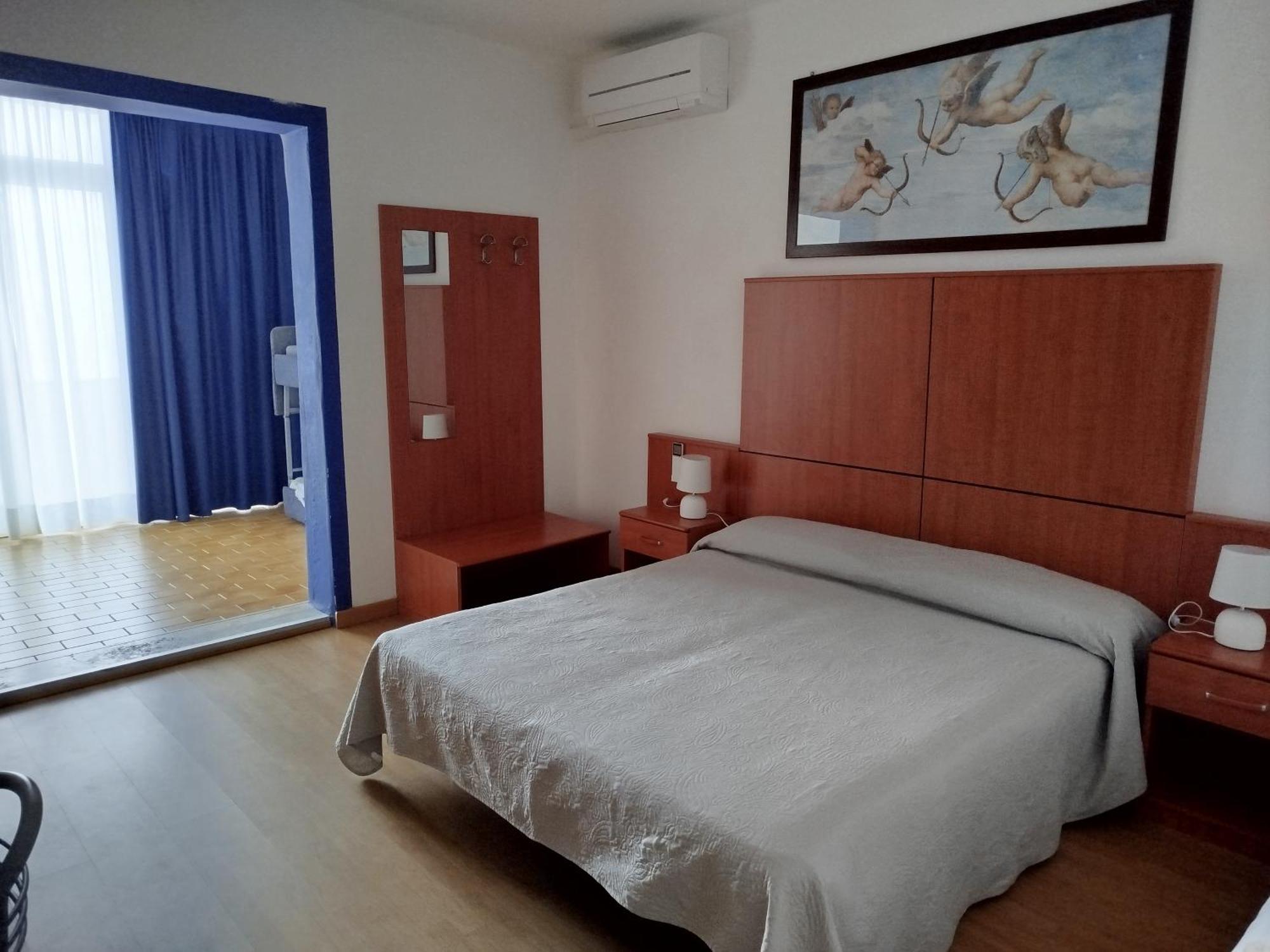 Hotel Silva Frontemare 2*